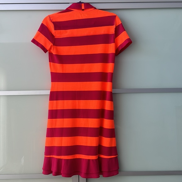 Oakley - Picture 6 of 9